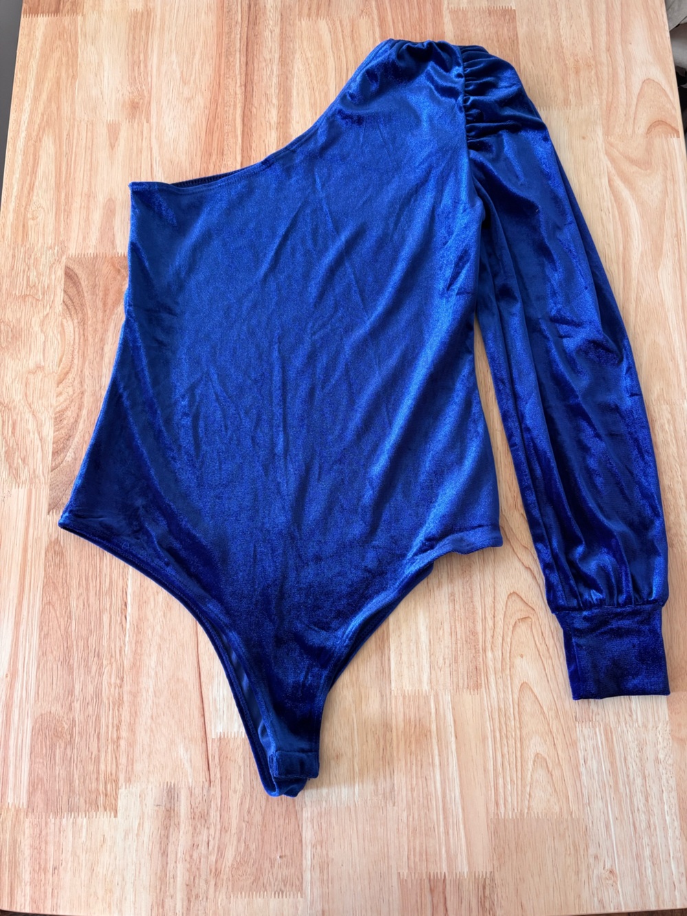 Shinestar Deep Blue Velvet One-Sleeve Bodysuit